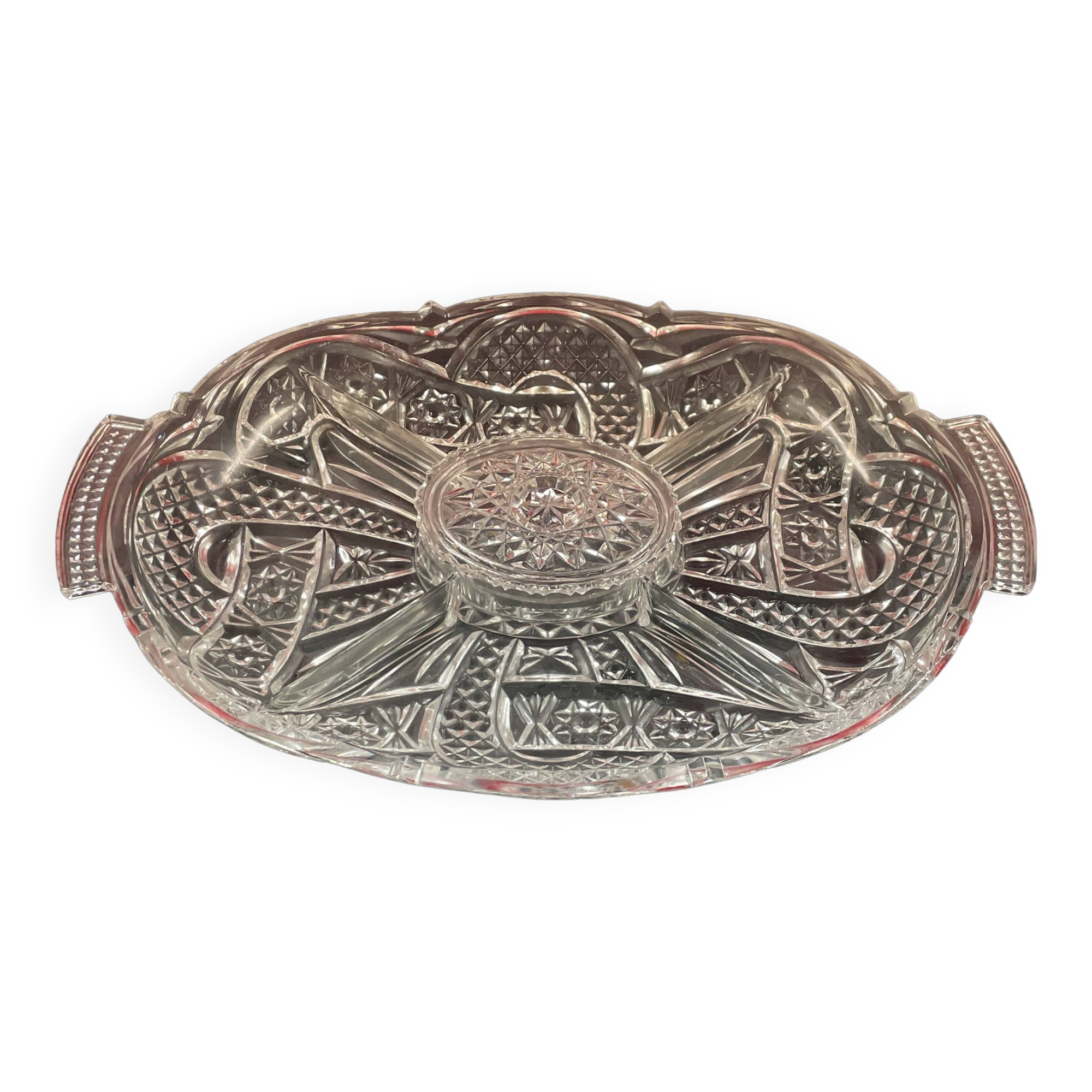 Servant, Cut Glass Centerpiece Cup - 36 x 24 cm