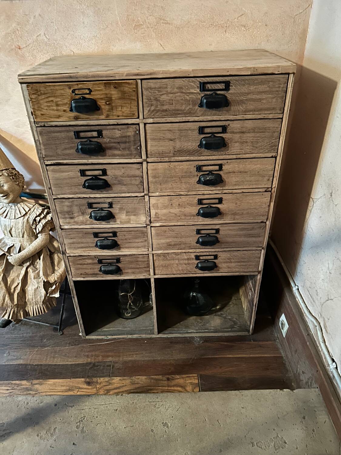 Trade furniture