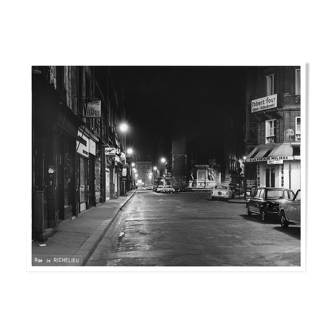 Paris en 1965 rue de Richelieu by night