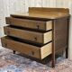 Commode anglaise en chêne des années 1930