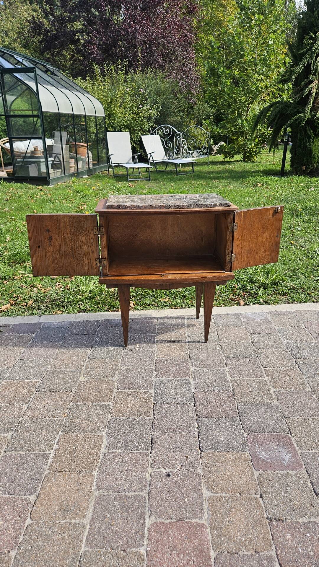Table de chevet