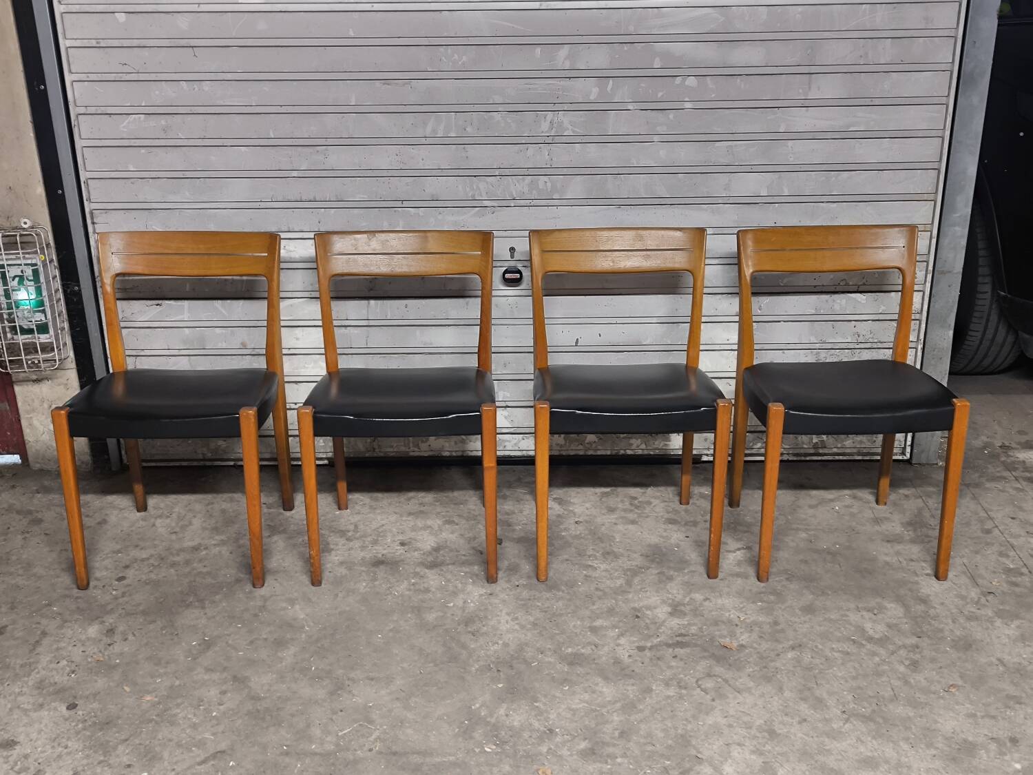 4 vintage Scandinavian teak chairs from the 1970s, Svegards Markaryd.