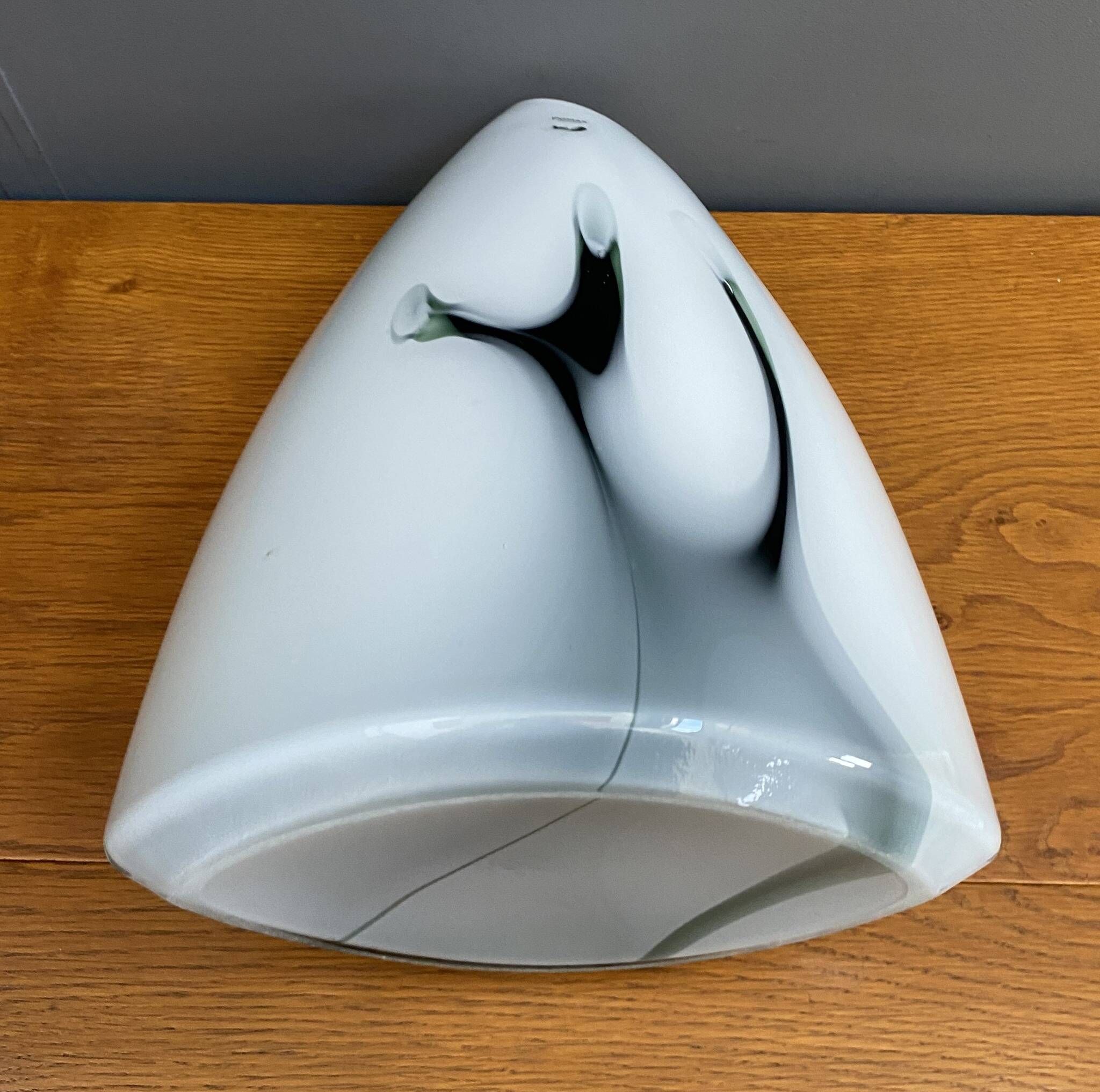 White and Green glass vase by Pomax Hom collection