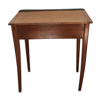 School desk desk