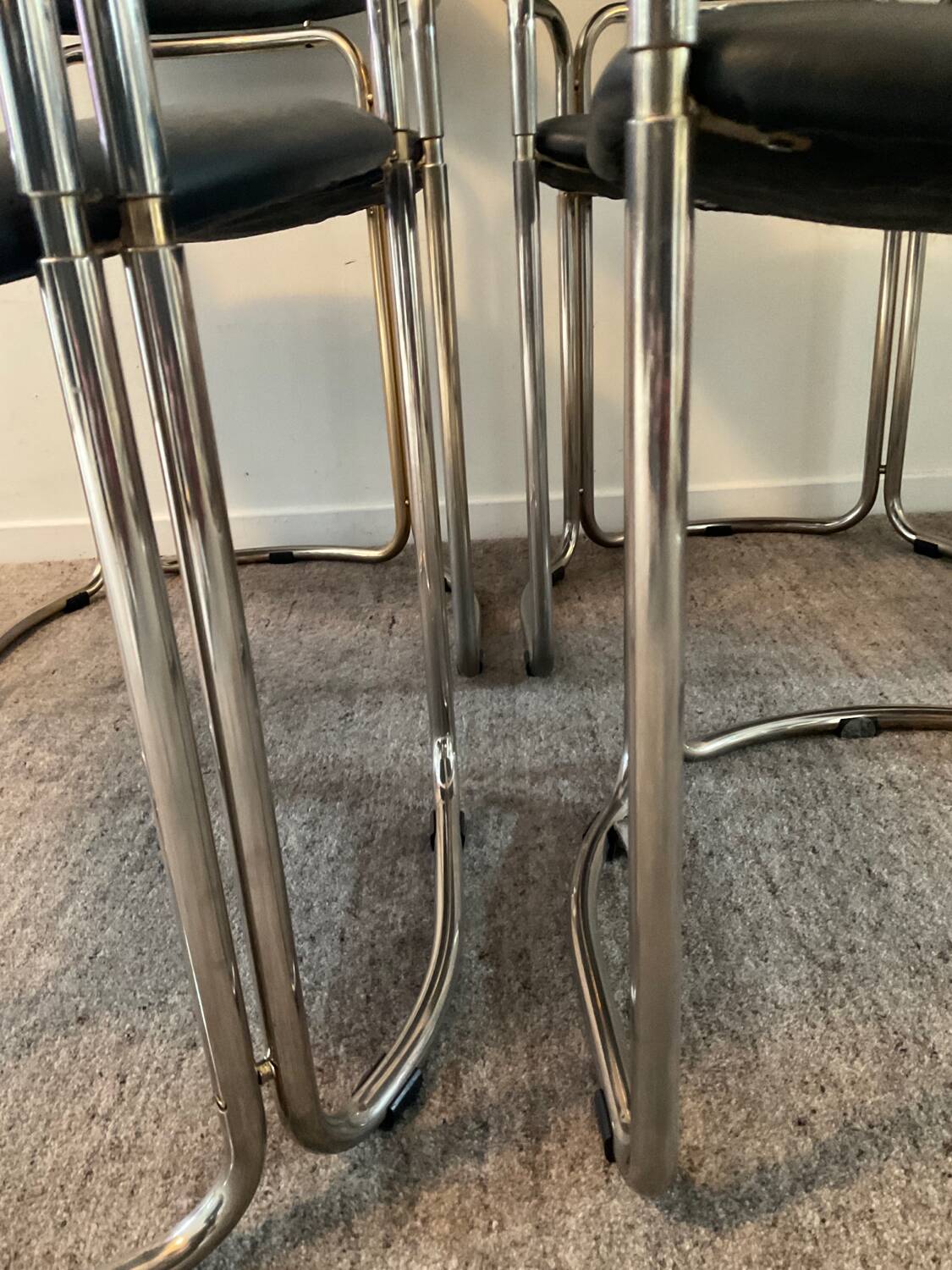 Series of 4 Italian armchairs by Otto Gerdau 70s