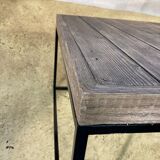 Table basse en bois brut