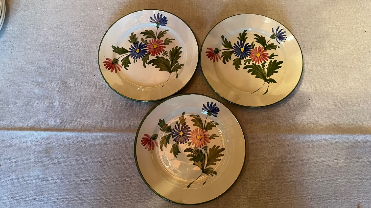 Set of 3 Luneville dessert plates
