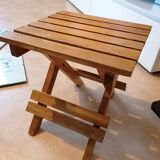 Foldable stool
