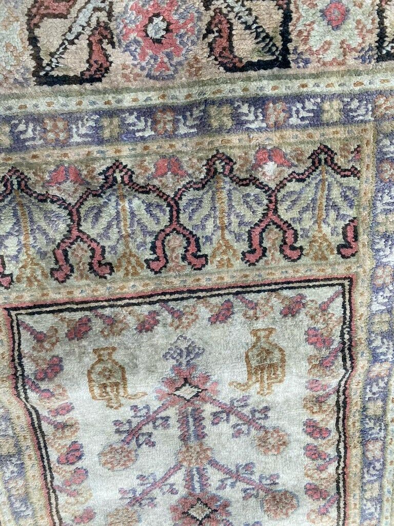 Vintage Turkish Kayseri carpet in silk and cotton 106x61 cm