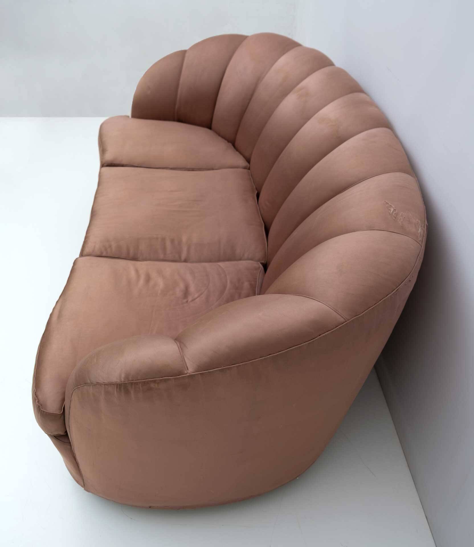 Gio Ponti Mid-Century Modern Rare Italian Curved Sofa "Casa E Giardino" 30