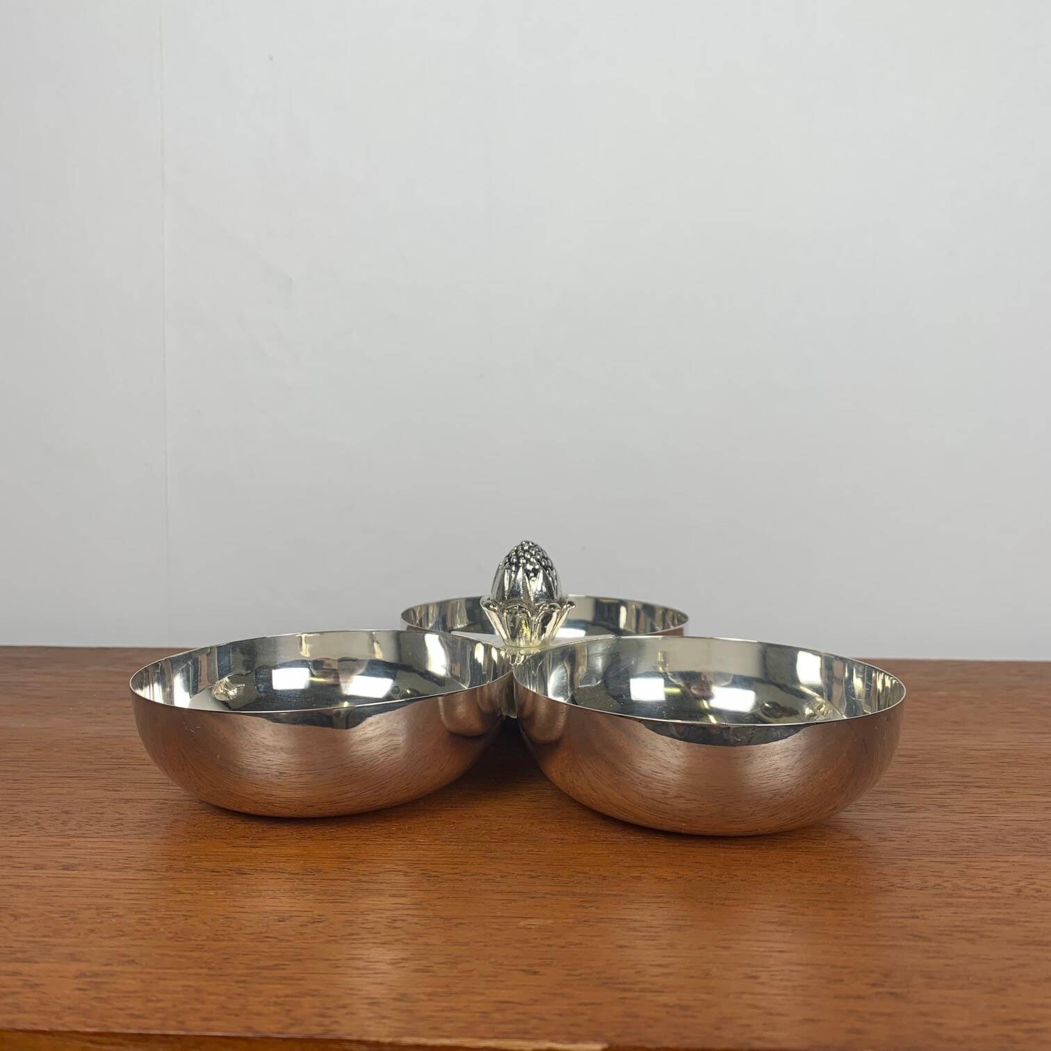 3-compartment silver-plated metal appetizer dish, 1970