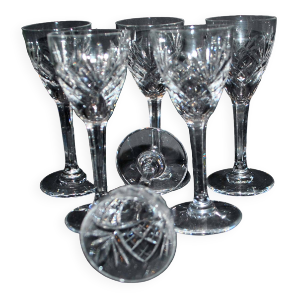 Cristallerie de saint-louis, série de 6 verres à liqueur en cristal chantilly signé 11.5cm