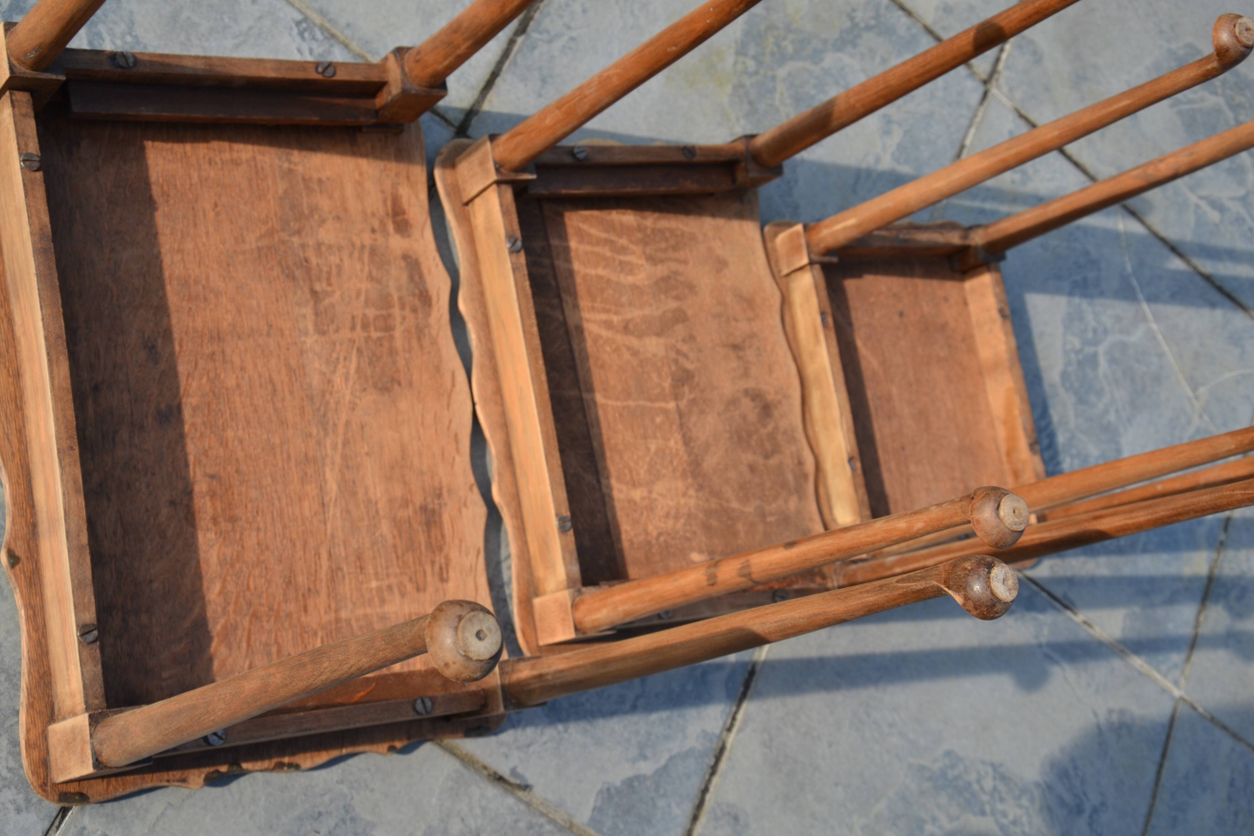 Nesting tables in oak from the 1930s.