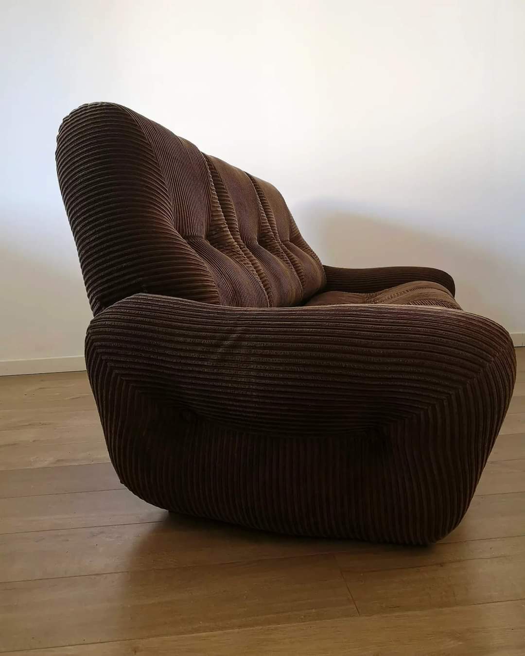 Sofa bed 70s in corduroy