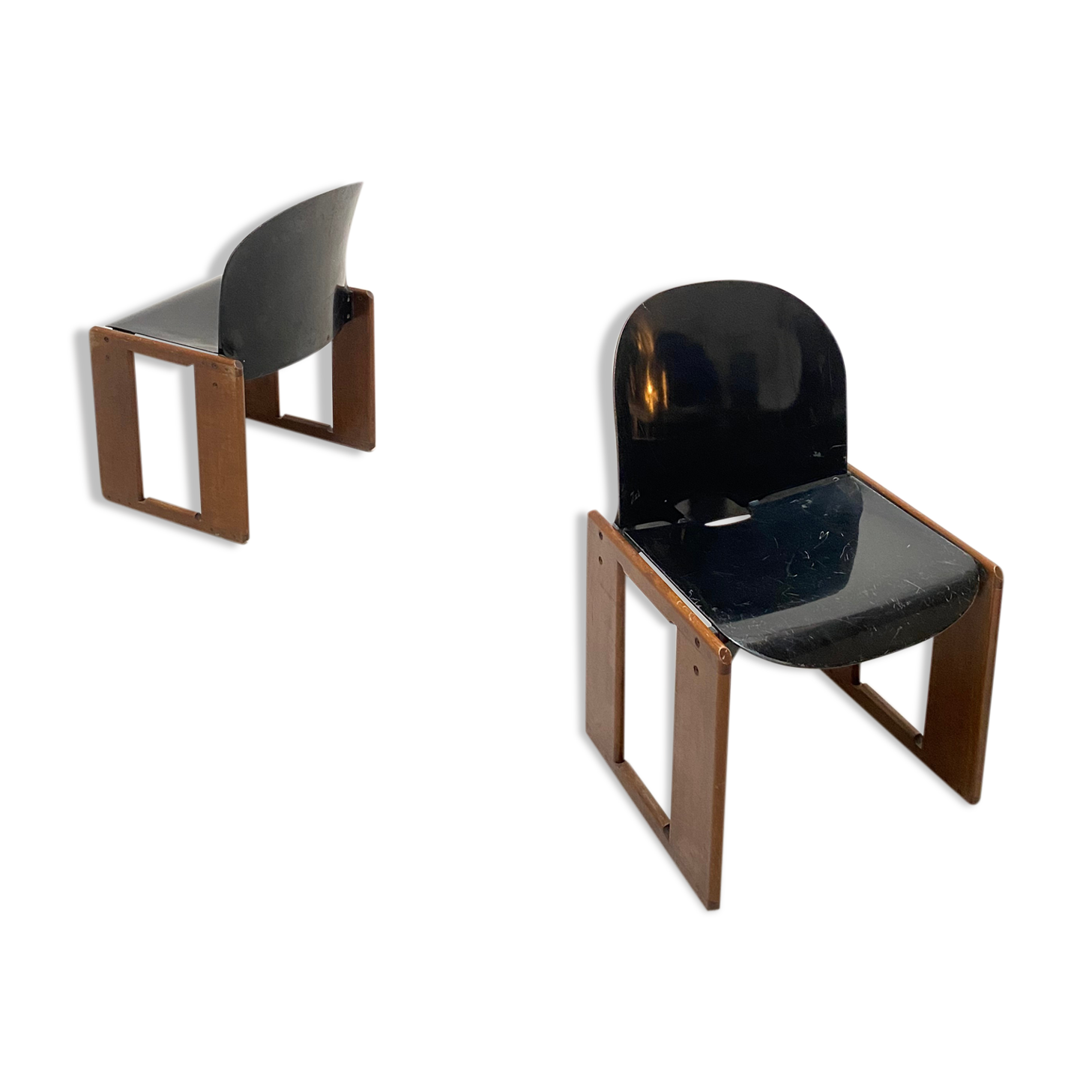Pair of chairs of Afra and Tobia scarpa model dialogo
