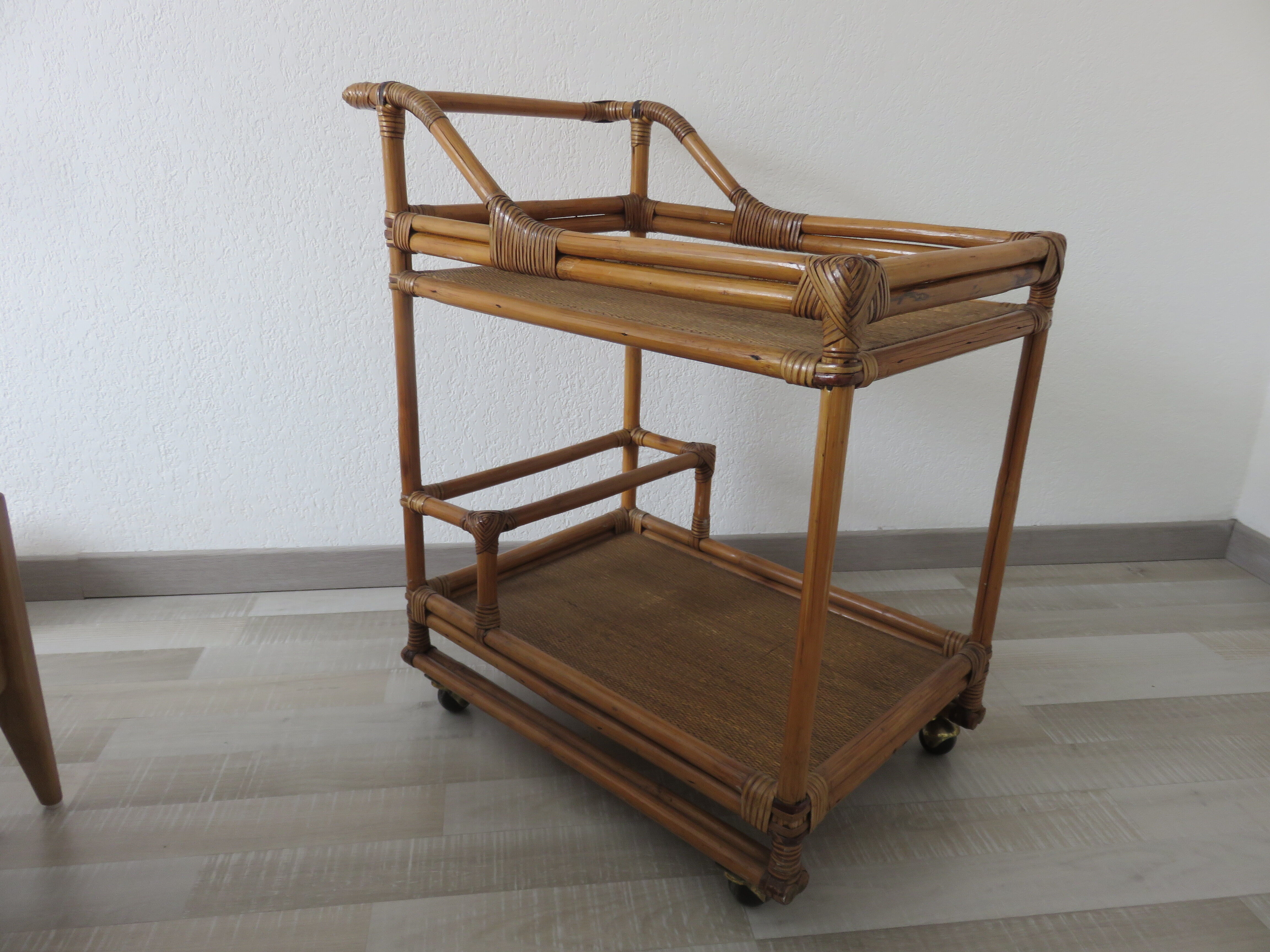 Rolling table, bamboo rattan service 70s