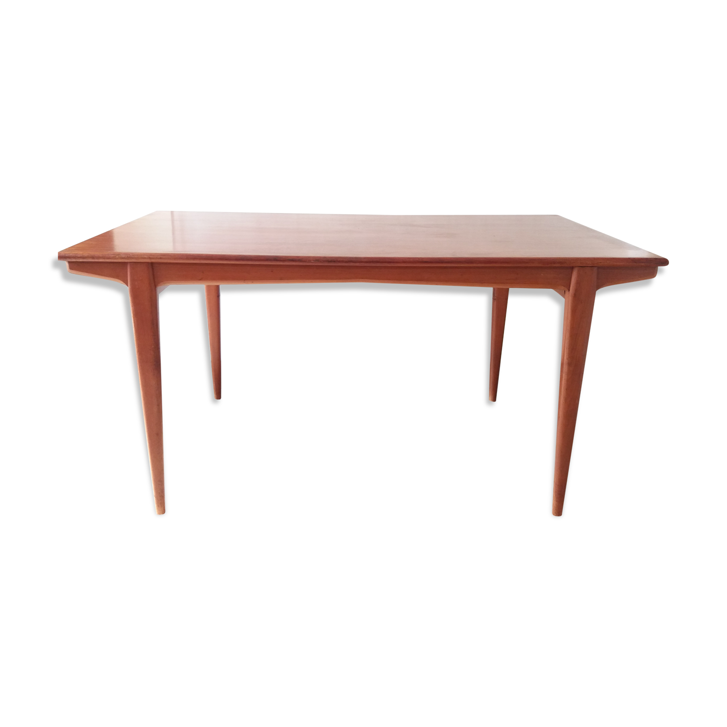 Scandinavian table