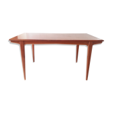 Table scandinave