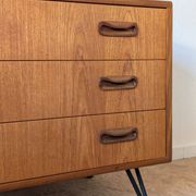 Commode en teck G-Plan, années 60-70