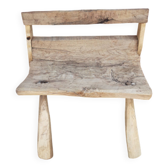 Banc brutaliste en bois massif (Art populaire)