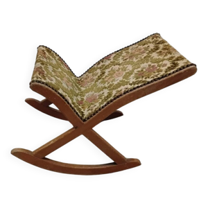 Repose pieds à bascule