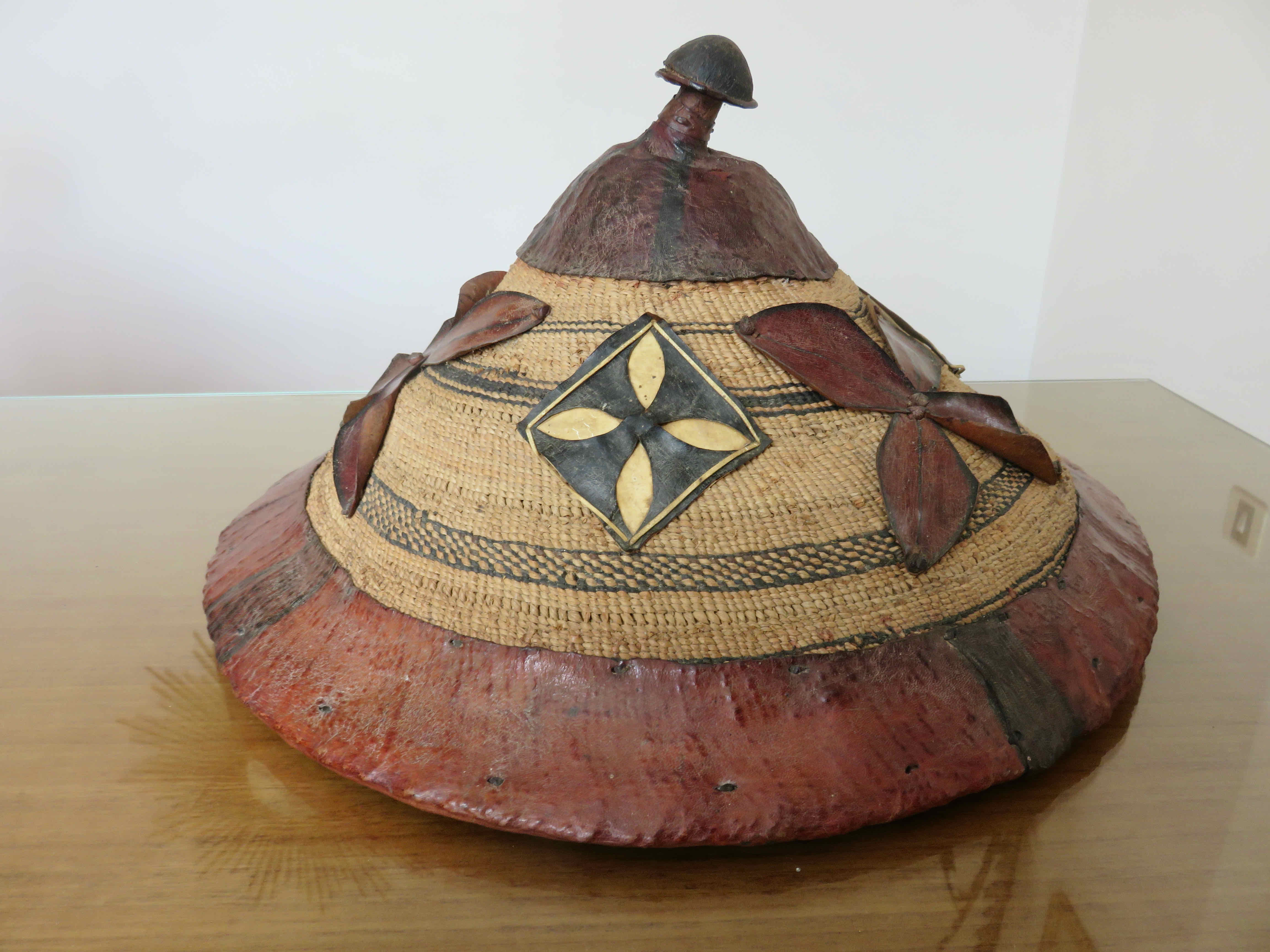 African hat "Fulani" in leather and braided rope 1900s