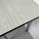Table extensible en Formica blanche