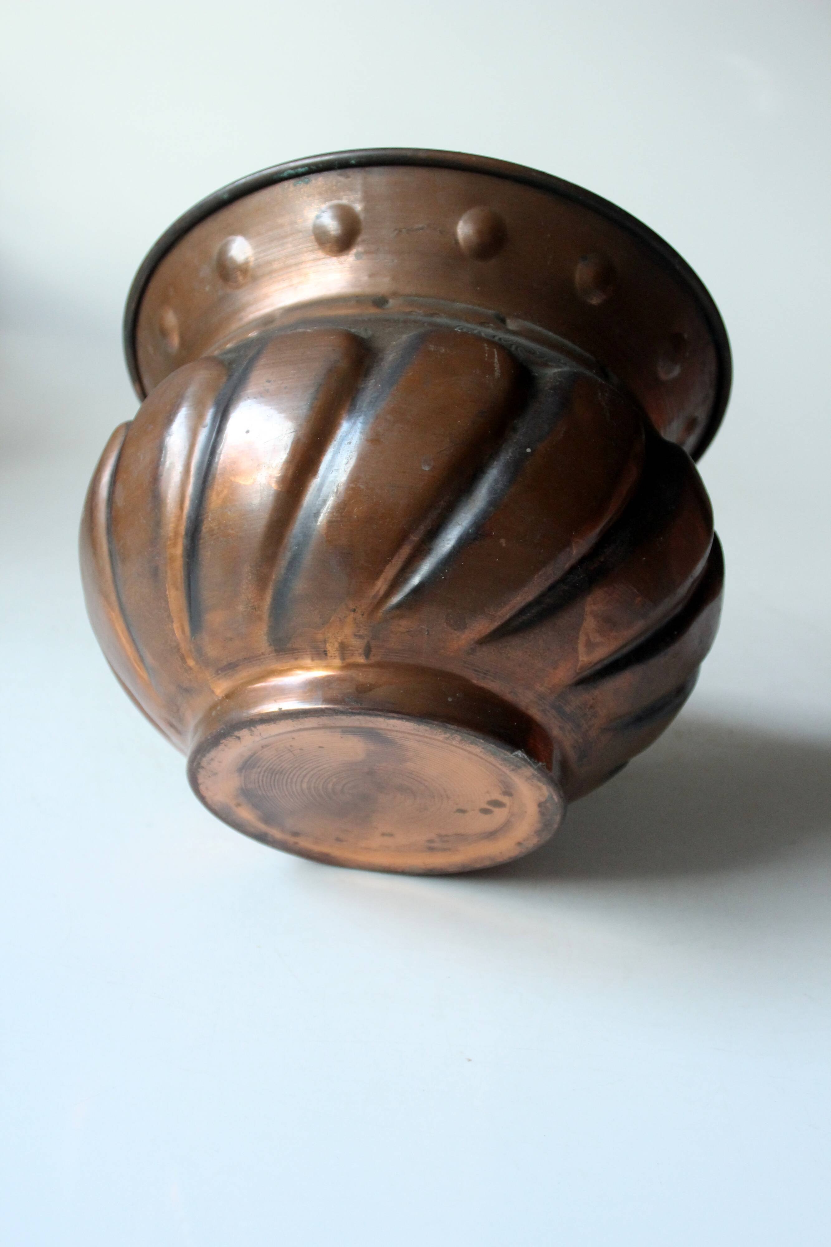 Set of 2 copper planters, vintage from the 60s