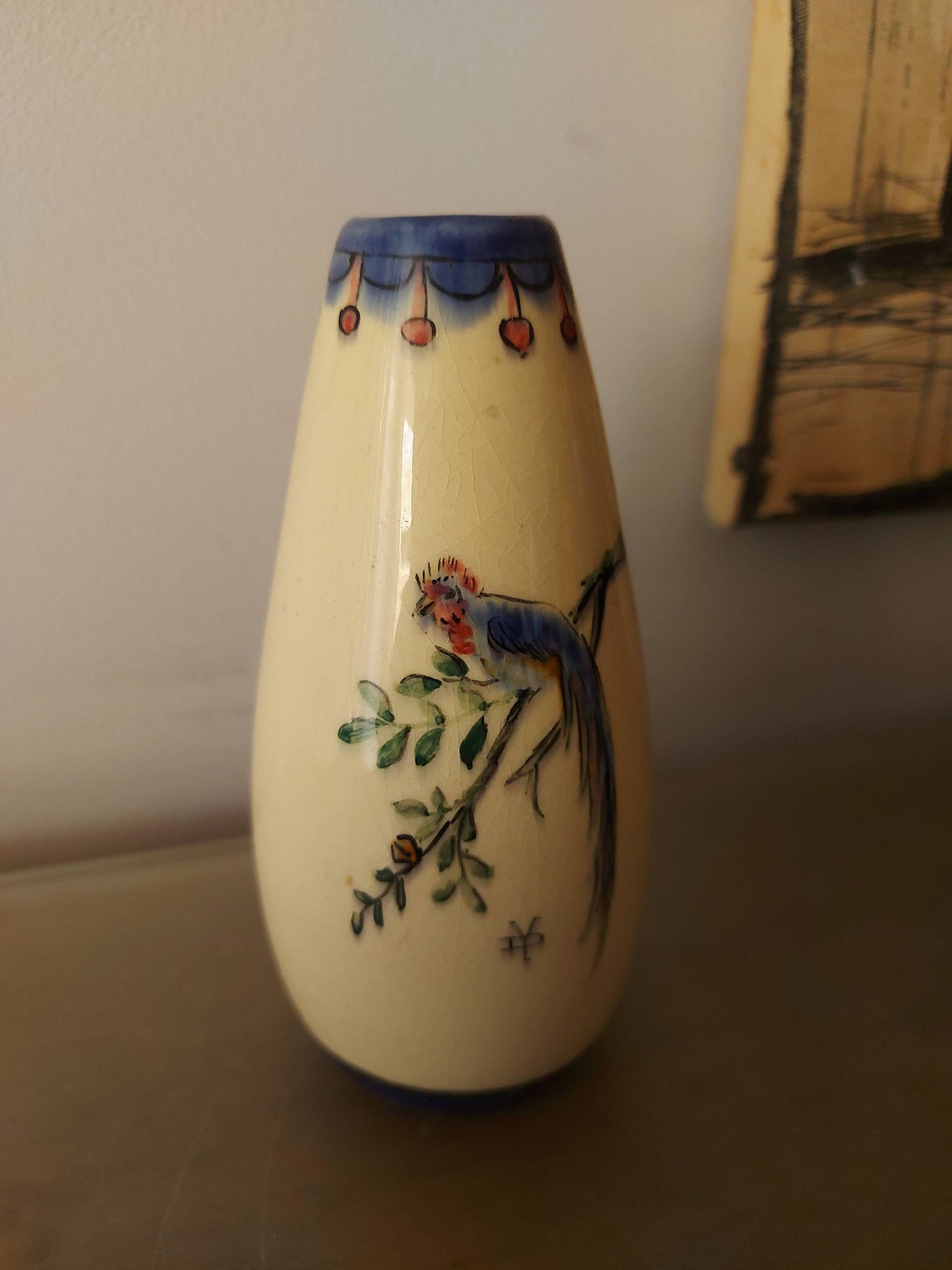Vase art déco signé , décor oiseau de paradis