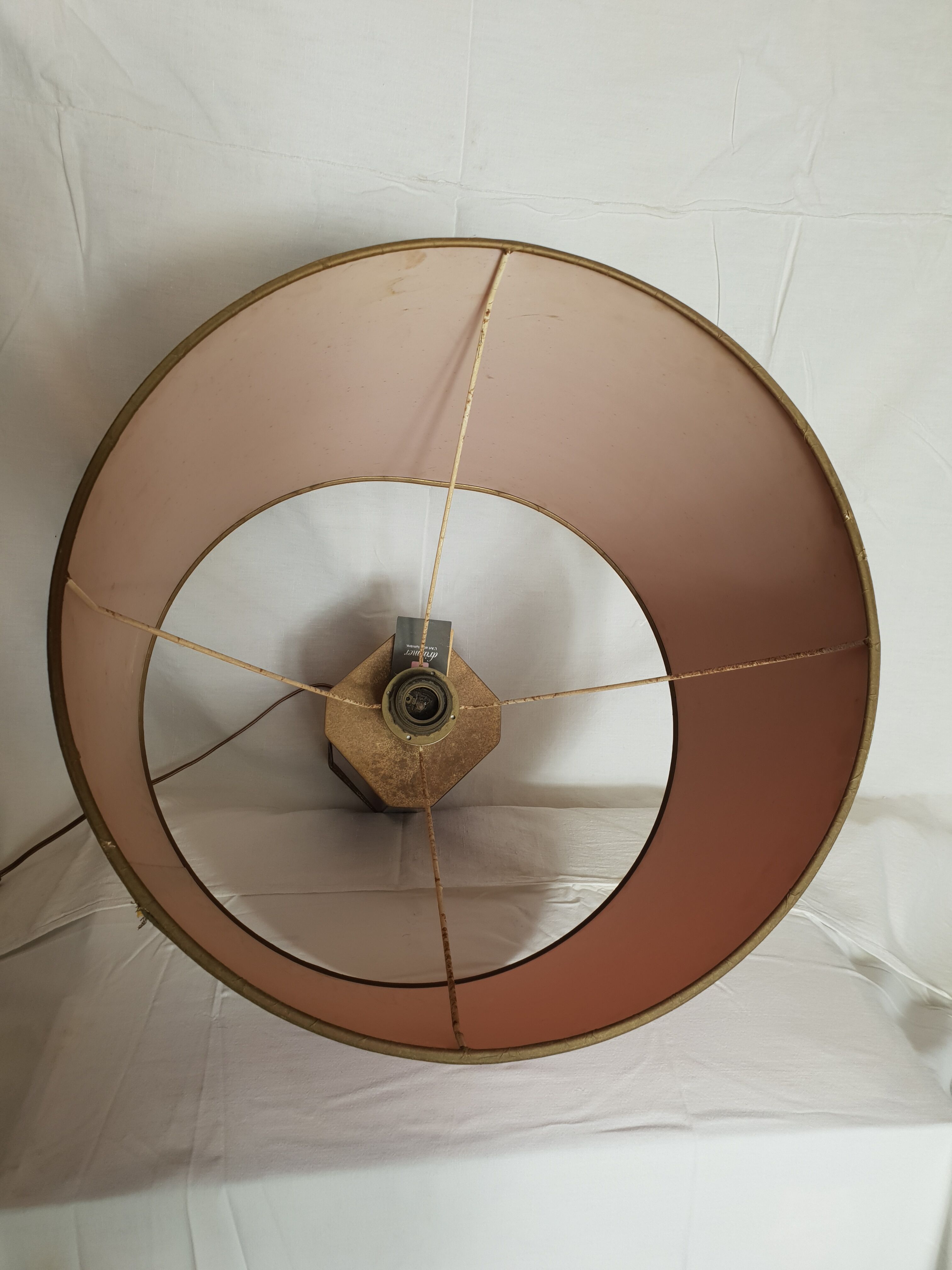 Drimmer red and gold lamp