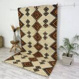 Handmade wool berber rug 275 x 165 cm
