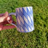Retro mug