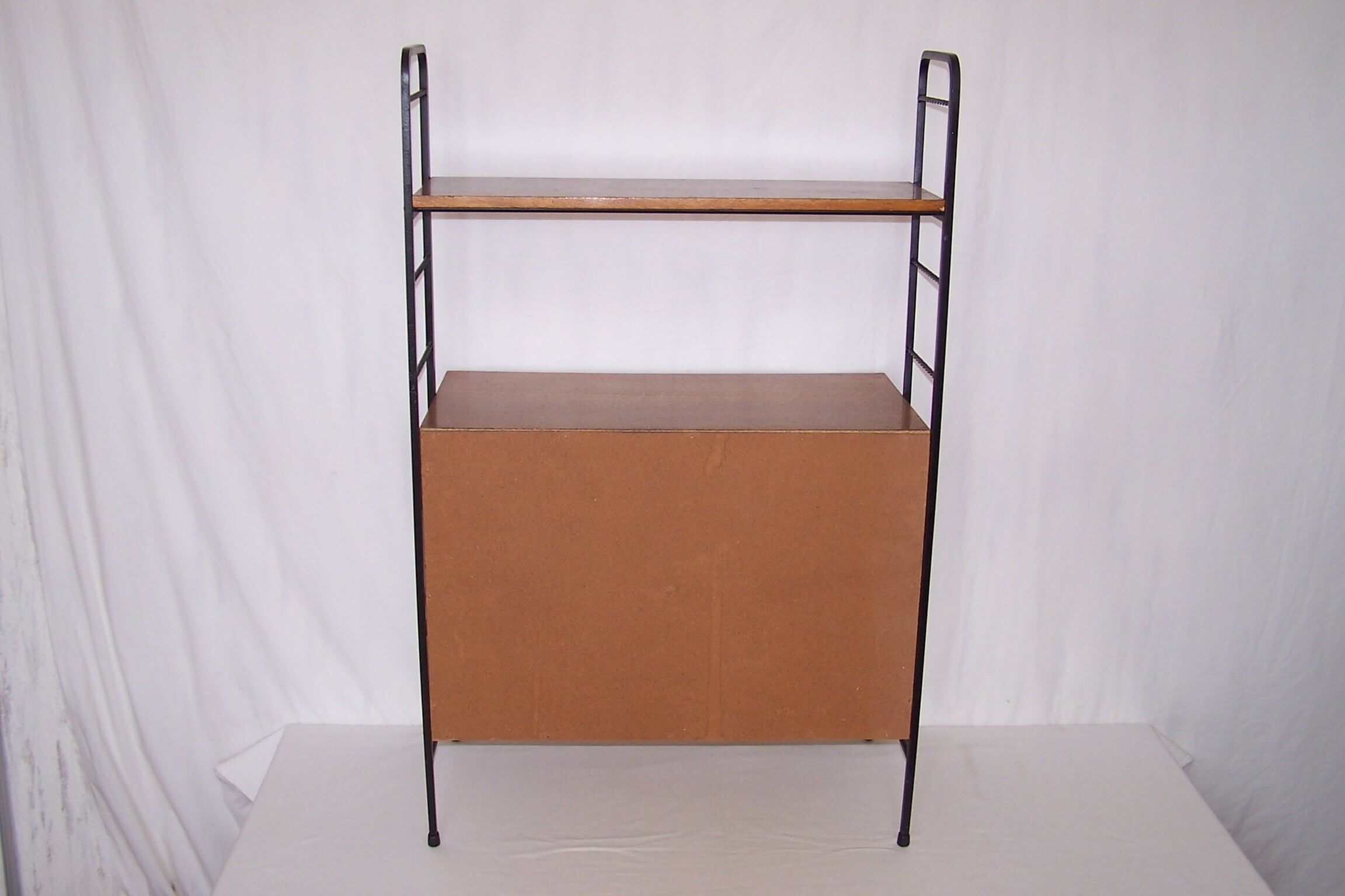 Meuble d' appoint étagère style scandinave années 50