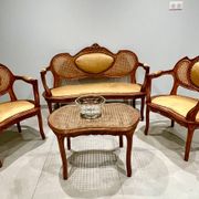 Salon Louis XVI, quatre pièces cannelé et mouluré