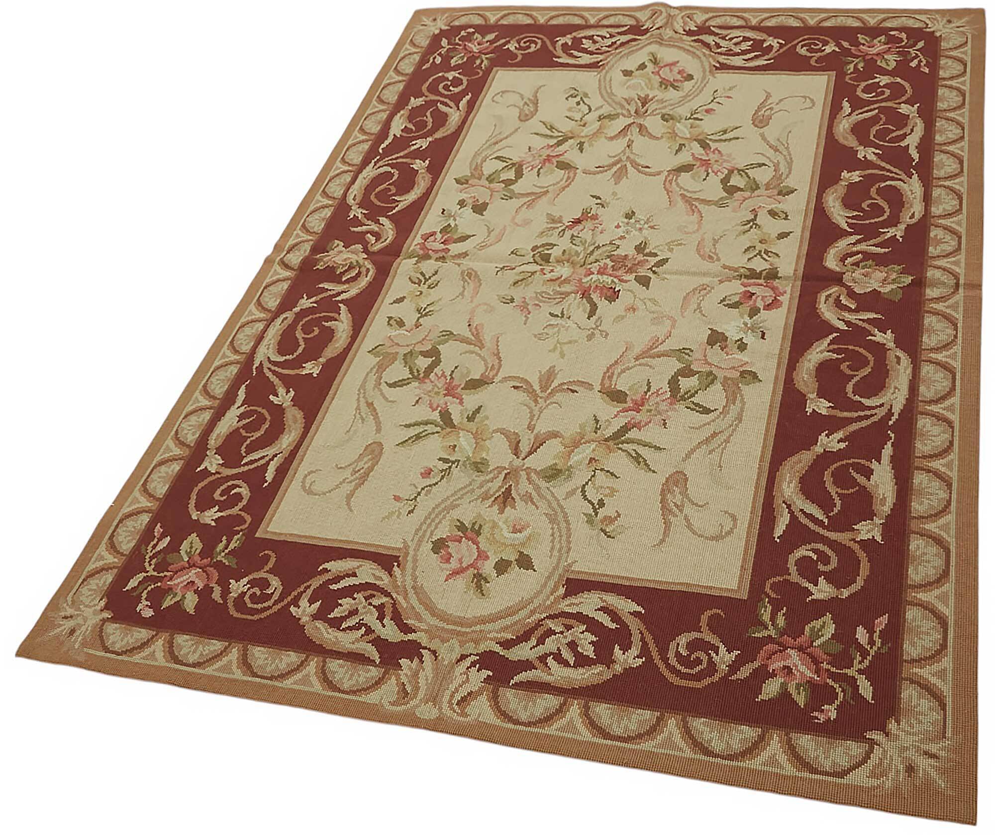 Handmade Vintage Flatweave Needlepoint Kilim 122 cm x 183 cm