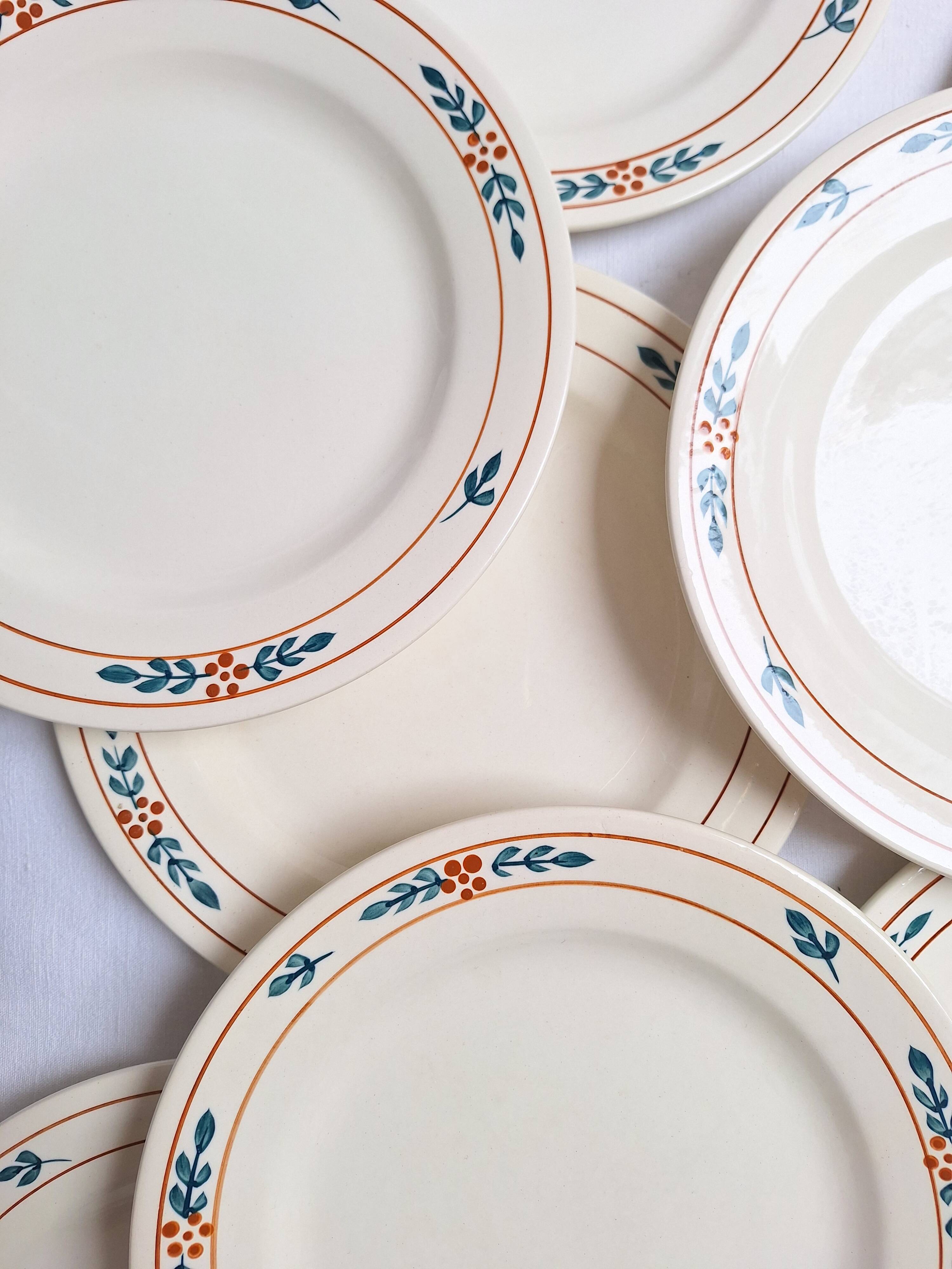 Assiettes plates Charbonnier Salins modèle Fécamp