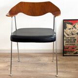 Robin Day 675 Chair
