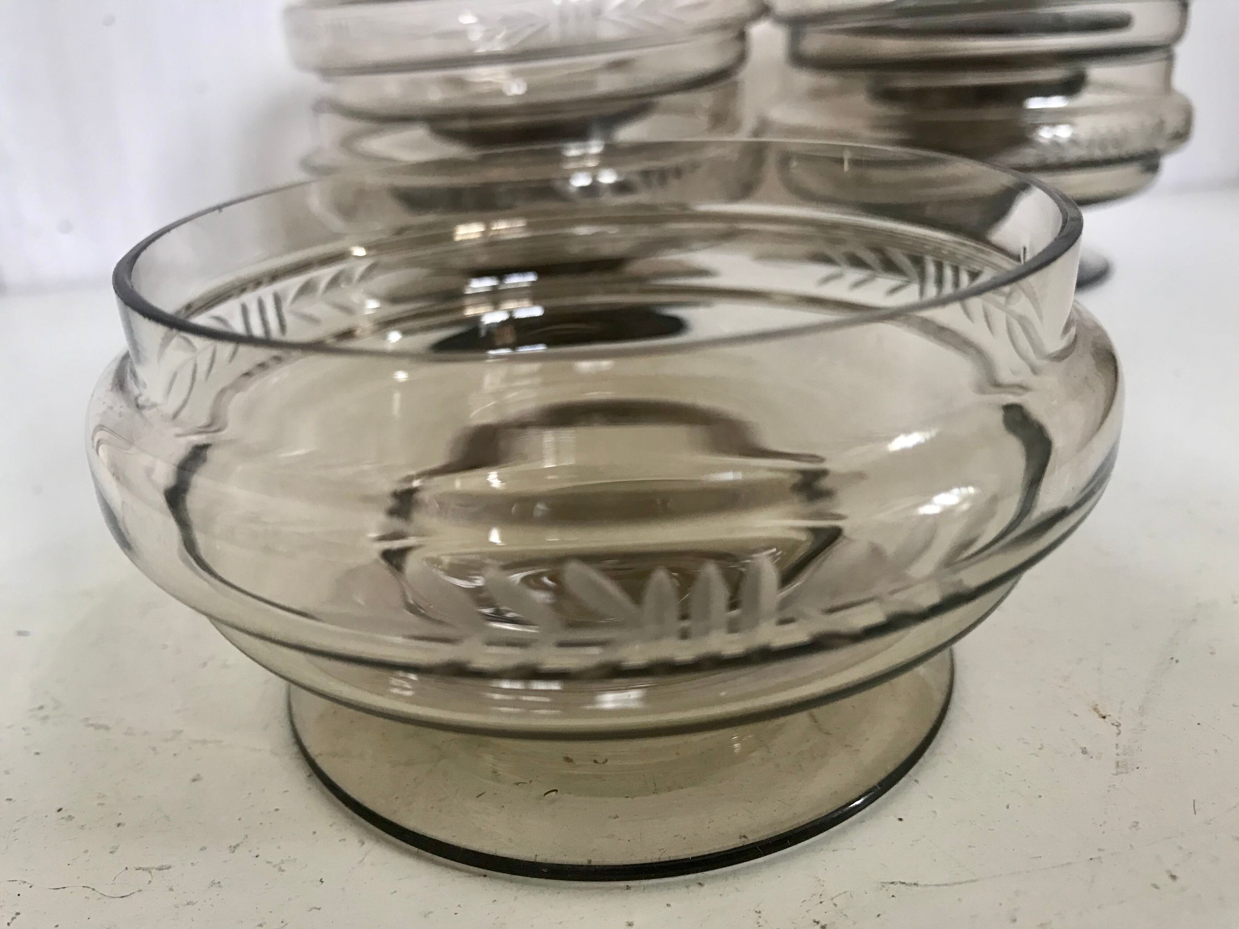 Champagne cups of smoked glass