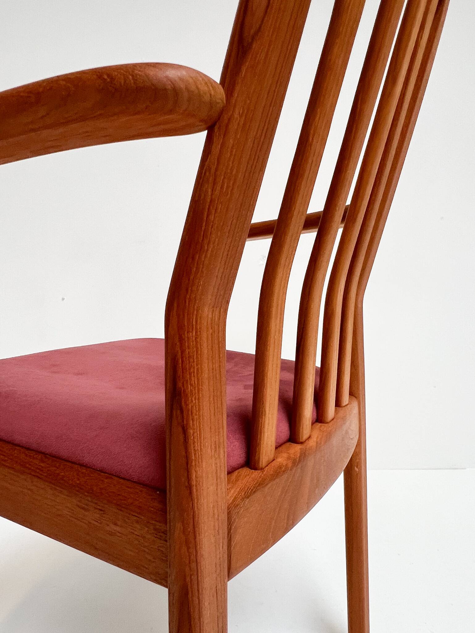 Set of 6 Danish wooden chairs by Dyrlund, 1960s