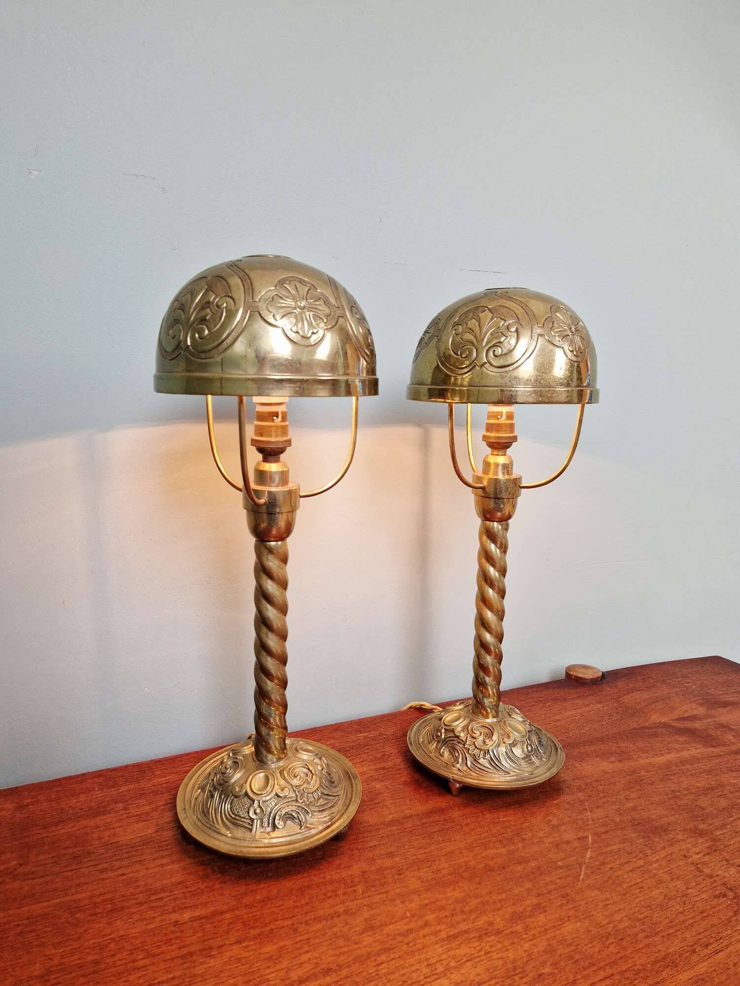 Pair of bronze and brass table lamps, early 20th century