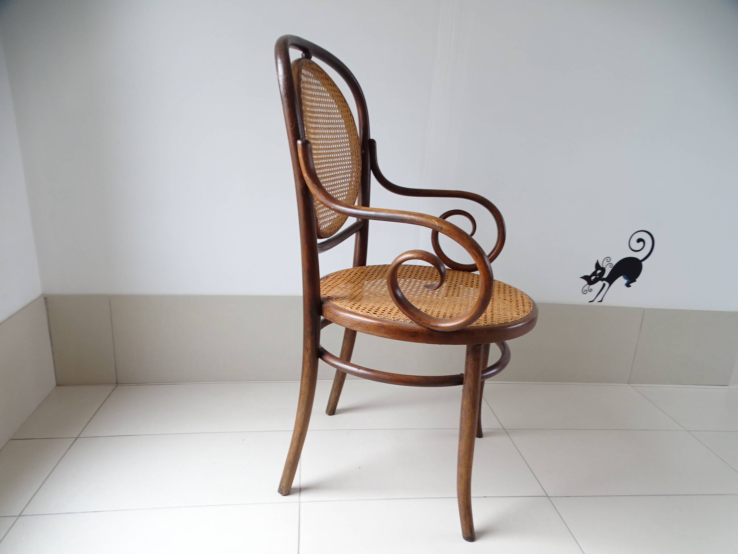 Fauteuil Fischel assise et dossier canné bois courbé