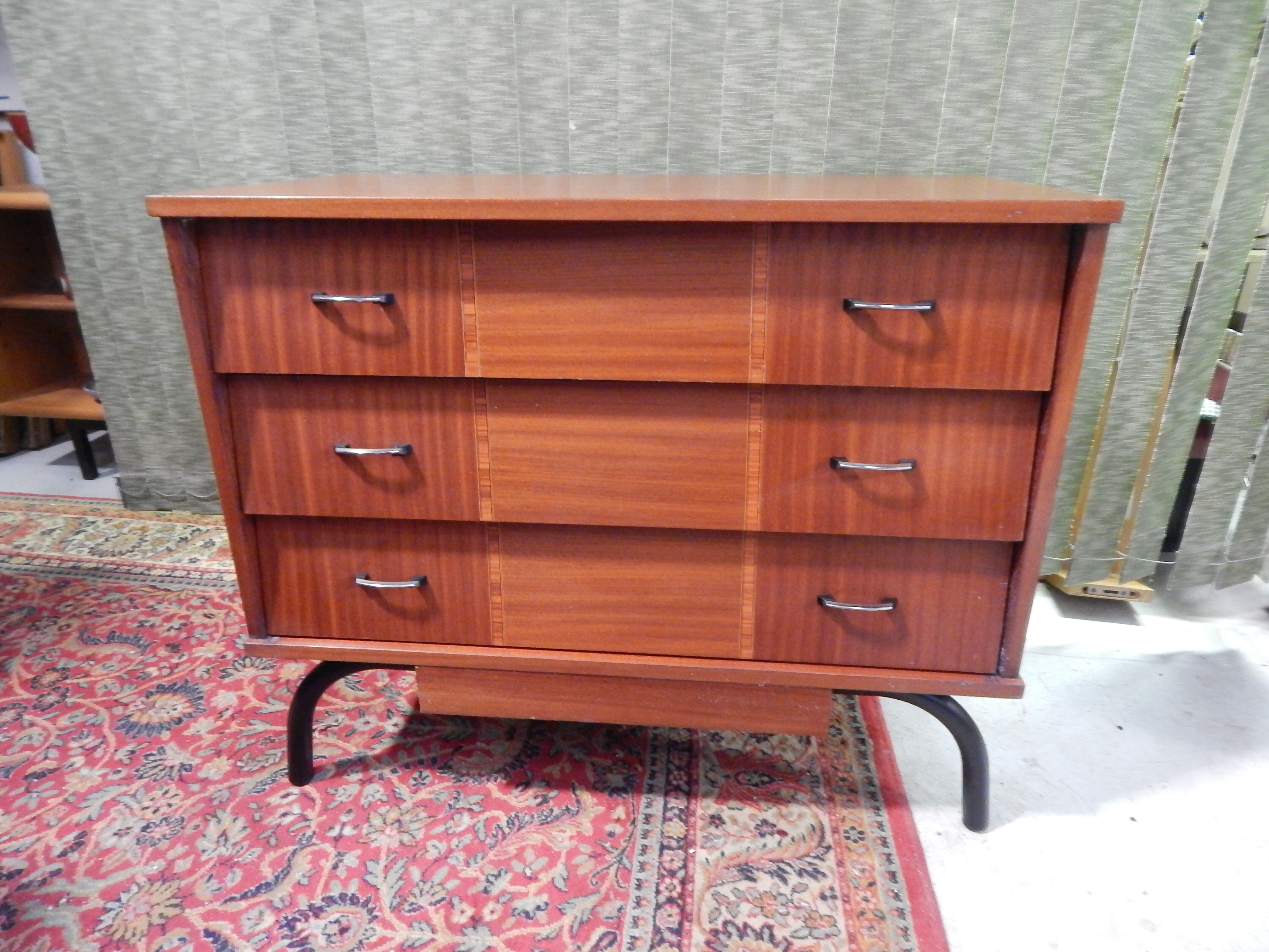 Vintage dresser 60s