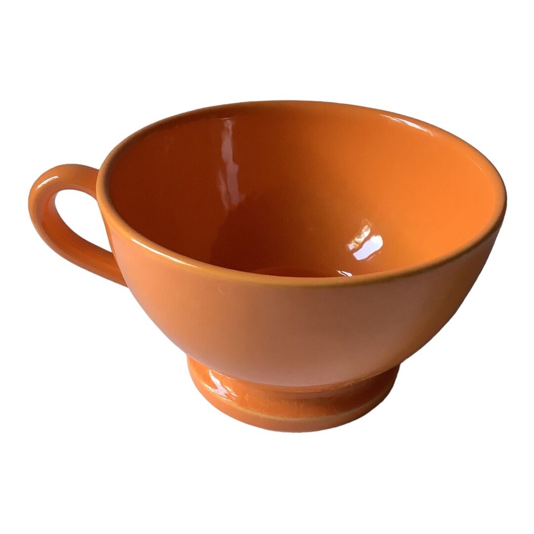 Pair of Varage earthenware bowls