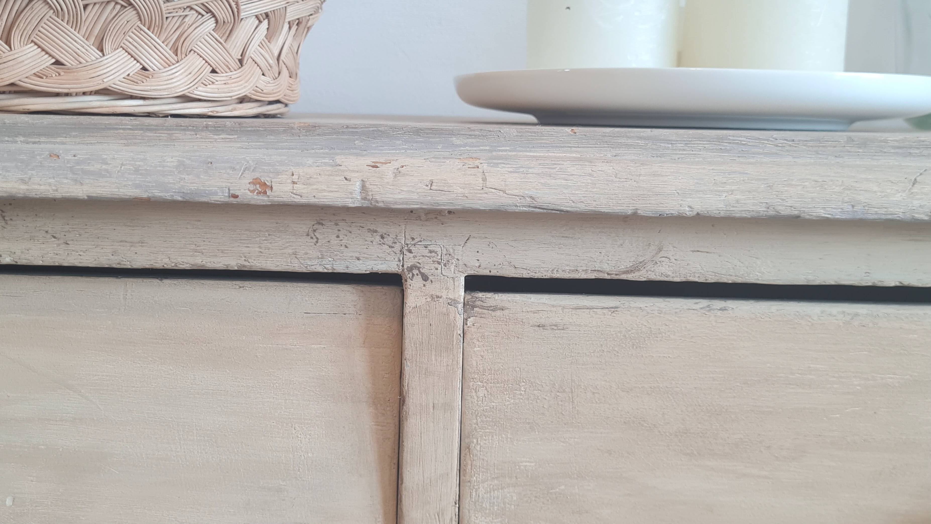 Commode ancienne de style anglais