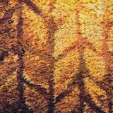Rya Scandinavian carpet in virgin wool with orange and maroon motifs
