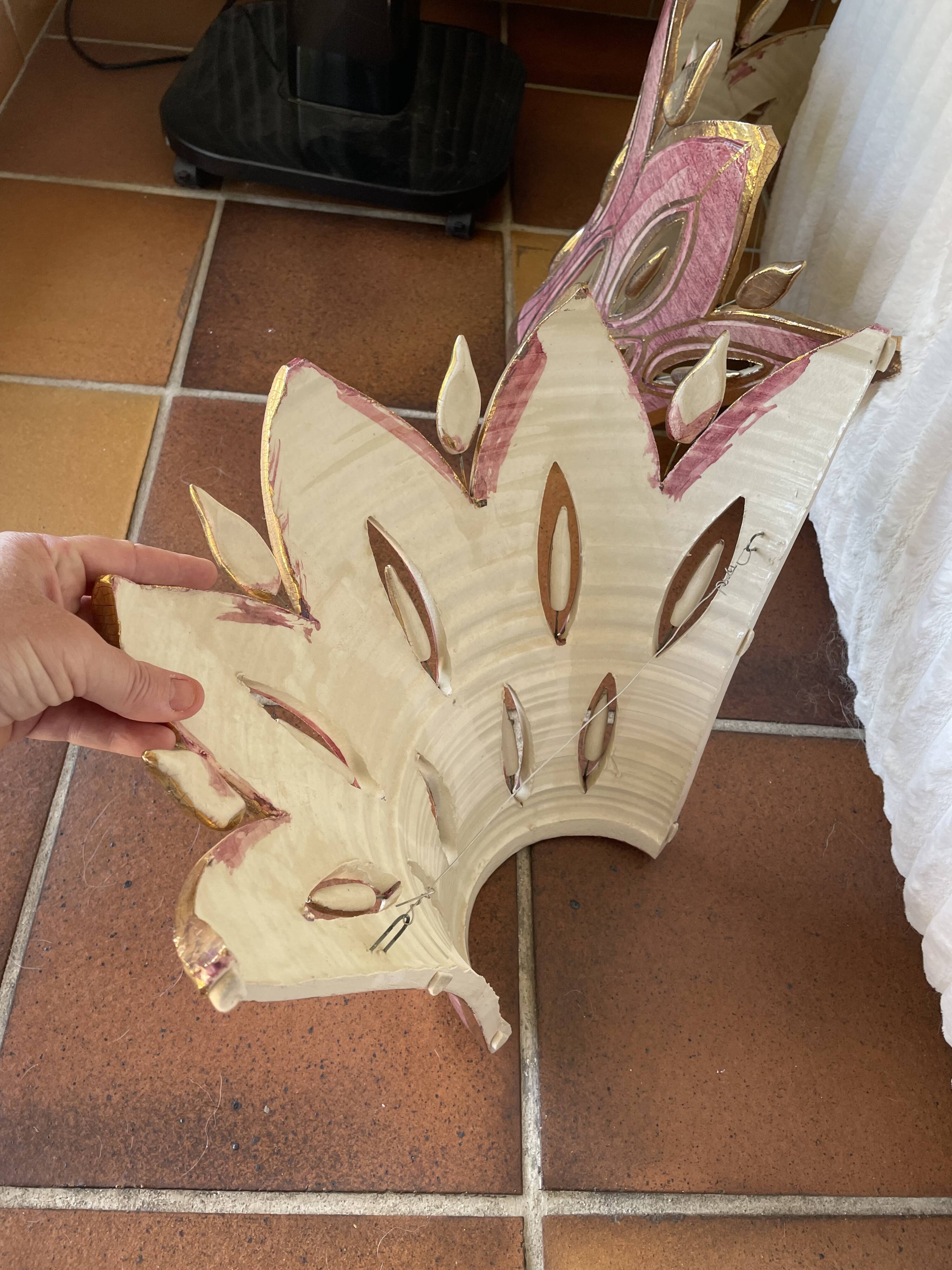 Appliques couronnes Georges Pelletier