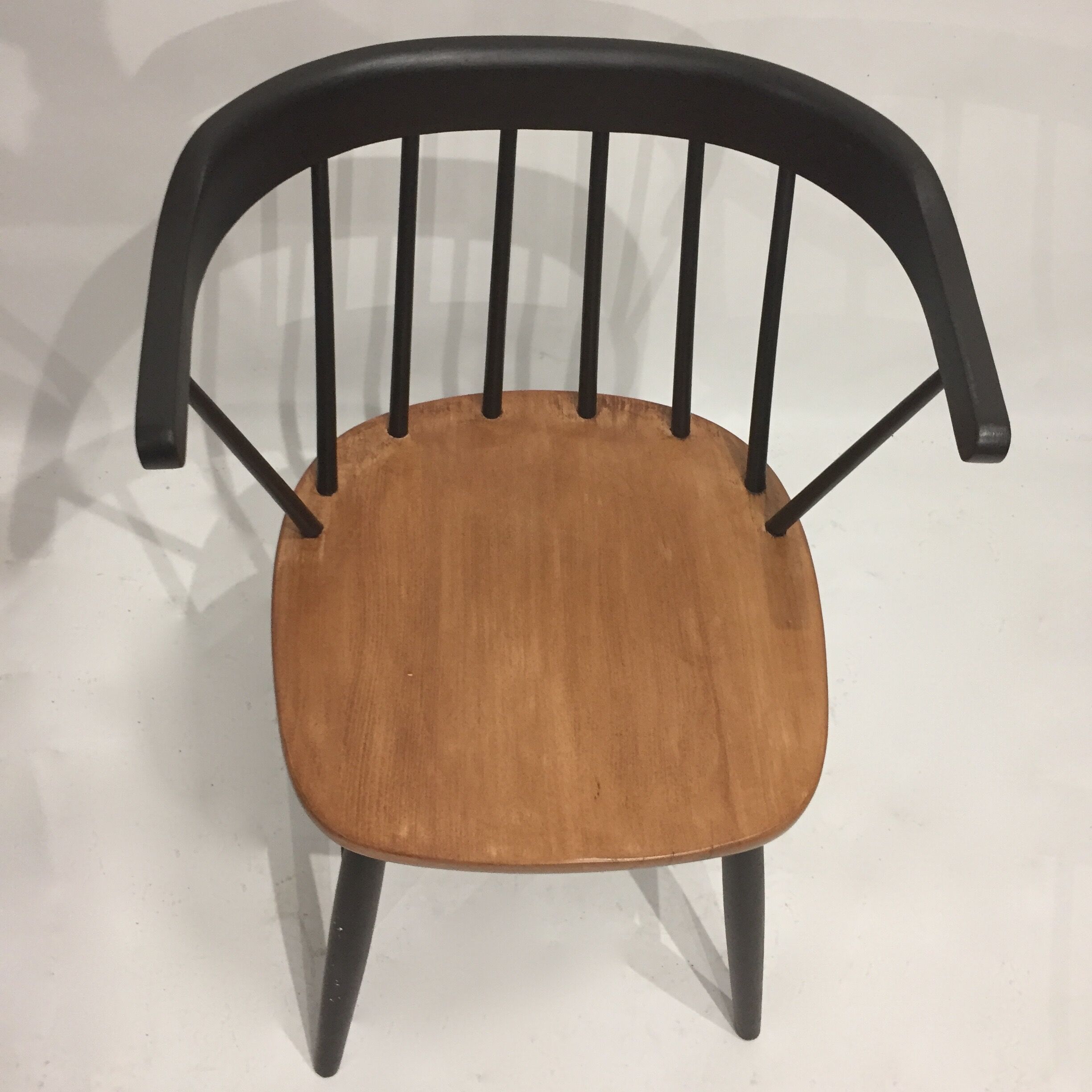 Scandinavian office chair