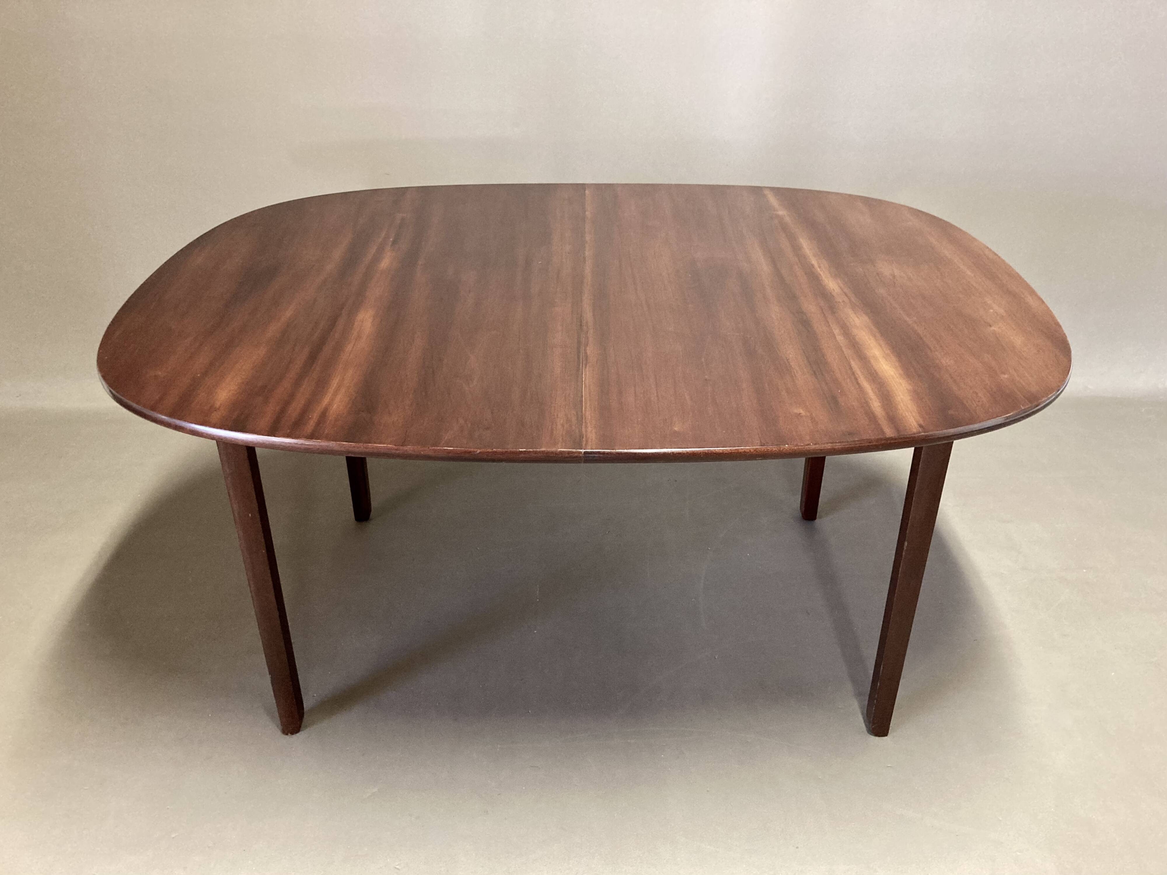 Table haute palissandre Design Scandinave "Ole Wanscher" 1950.