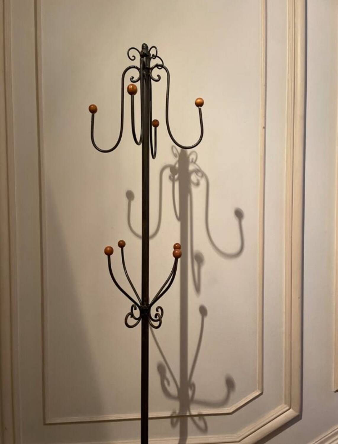 Coat rack on ball stand