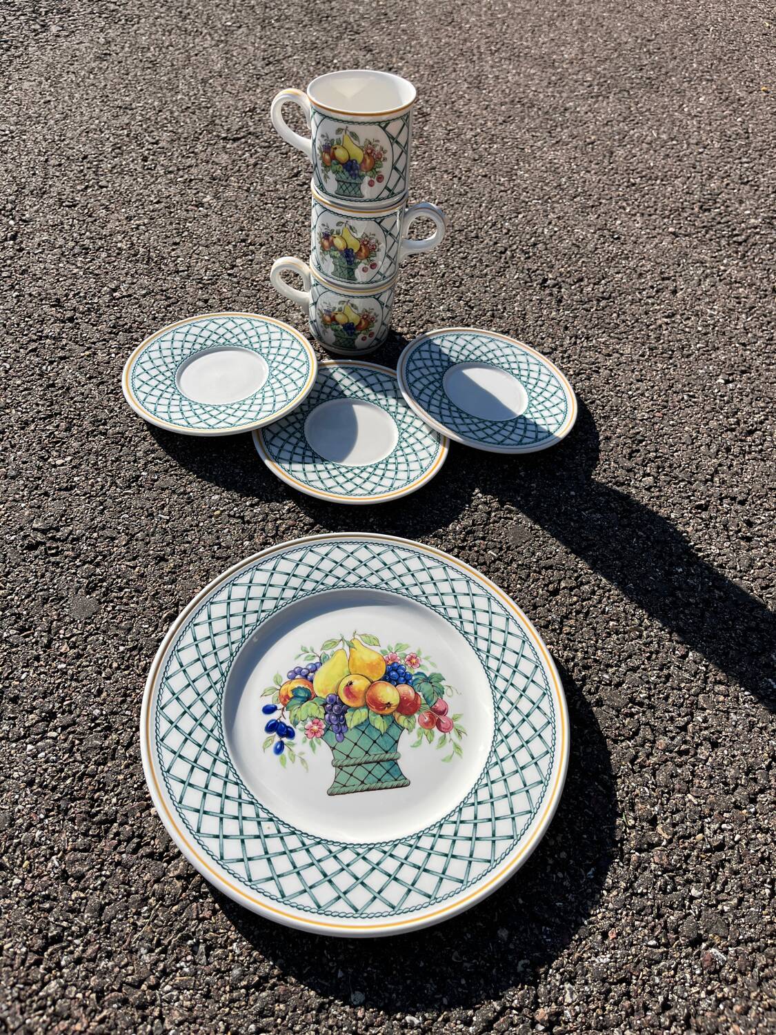 Villeroy and Boch Basket coffee cup set